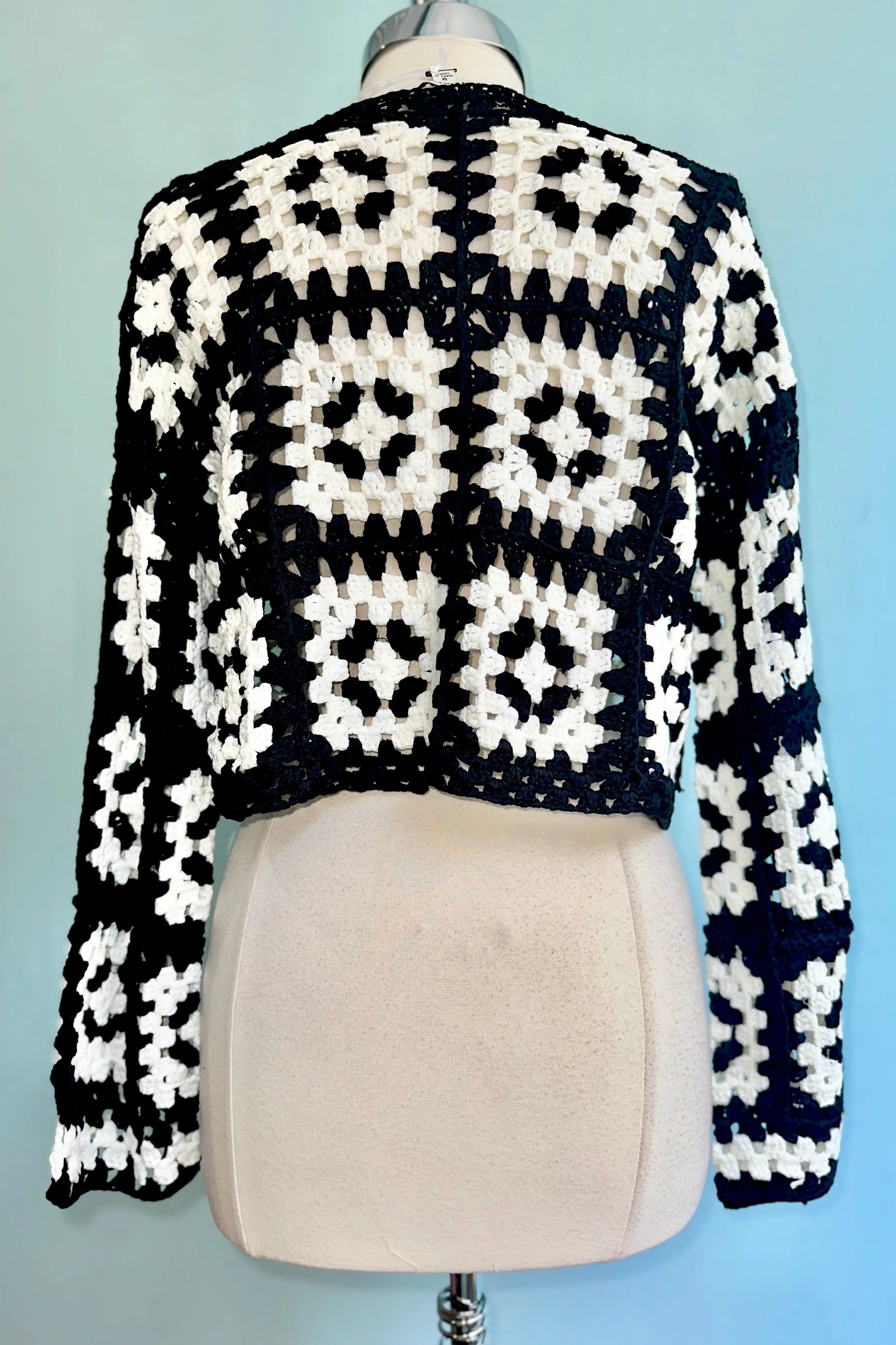 Granny Squares Cropped Cardigan in Black and White